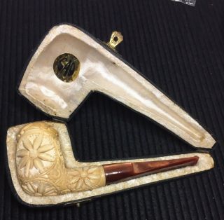 Vintage Cao Meerschaum Carved Floral Tobacco Pipe With Case