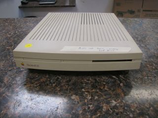 Vintage Apple Macintosh Lc Computer M0350 - No Boot No Hd