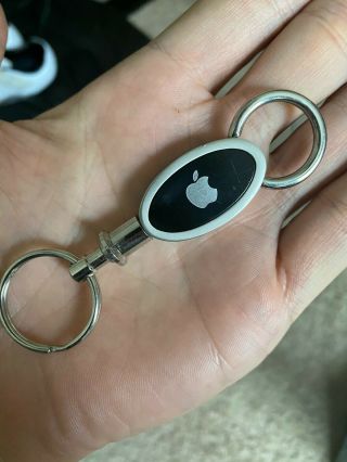 Rare Apple Computer Hq Logo Employee Store Keychain