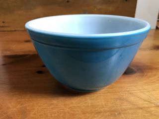 Vintage Pyrex Primary Blue Mixing Nesting Bowl 401 Made in the USA 3