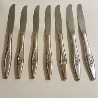 7 Vintage Oneidacraft Deluxe Lasting Rose Stainless Steel Flatware Dinner Knives