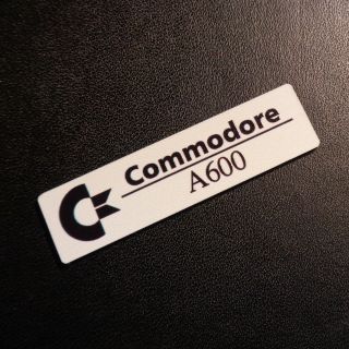 Commodore Amiga 600 Black White Label / Logo / Sticker / Badge 49 X 13 Mm [261d]