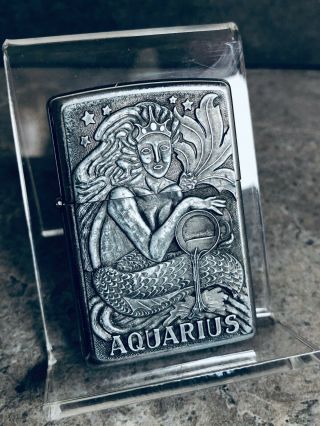 Zippo 1999 Barrett Smythe Aquarius Zodiac Sign Lighter (very Rare)