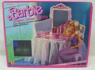 1985 Barbie " Dream Glow Vanity " (mattel,  2310) With Accessories
