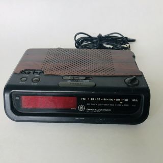 Vintage Ge General Electric Digital Alarm Clock Radio - Woodgrain Model 7 - 4613a