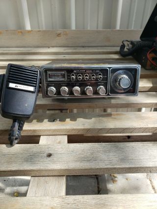 Vintage 1977 Midland Cb Radio Transciever Model 77 - 888 W/ Mic