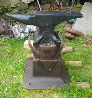 Antique 200 Lb Hay Budden Blacksmith Anvil On An Rare Stand
