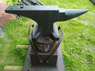 Antique 200 Lb Hay Budden Blacksmith Anvil on an Rare Stand 2