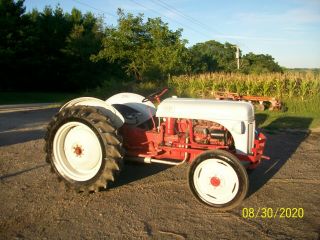 Ford 8n Antique Tractor 3 Point Pto Ferguson Deere Allis Oliver 9 2 B