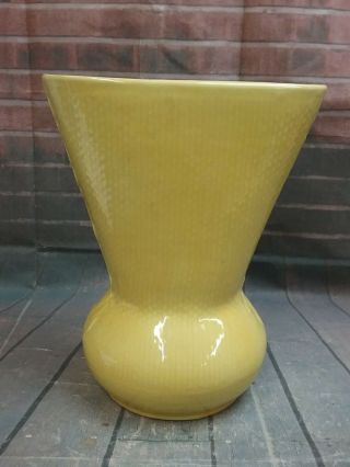 Vintage Shawnee Large Yellowtextured Burlap Style Pottery 9.  5 " Vase 890 Usa