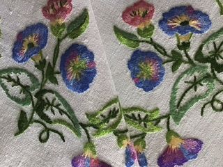 Gorgeous Vintage Linen Hand Embroidered Tablecloth Trailing Morning Glory & Lace