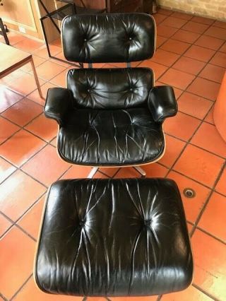 1976 Herman Miller Eames Lounge Chair And Ottoman (first Of Pair)