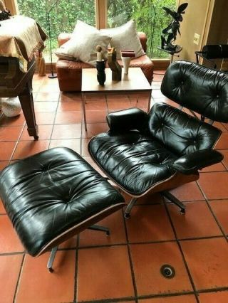1976 Herman Miller Eames Lounge Chair and Ottoman (first of pair) 3