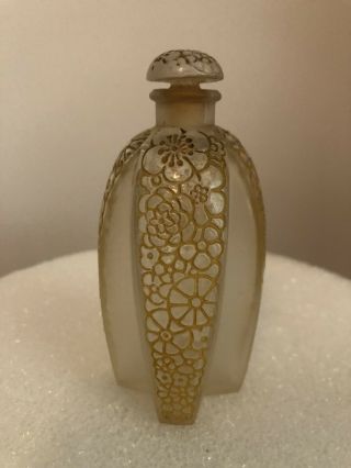 R.  Lalique Frosted and Gold Perfume Bottle 3