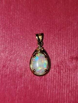 10k Gold Opal Pendant Vintage Estate Jewelry Possible Tiny Diamond?