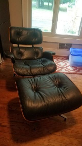 1975 Vintage Herman Miller Eames Chair With Ottoman