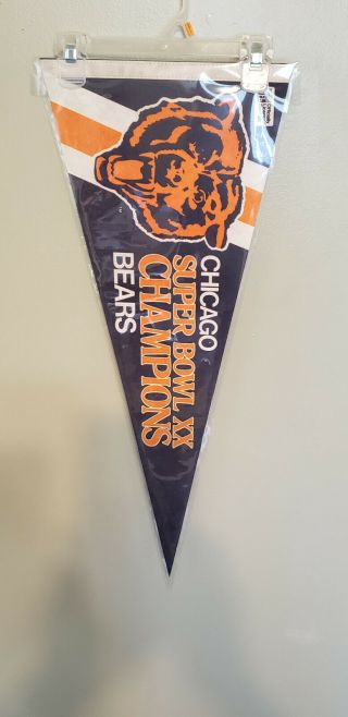 Chicago Bears Bowl Champs Nfl Vintage Pennant With Holder 8/15/20