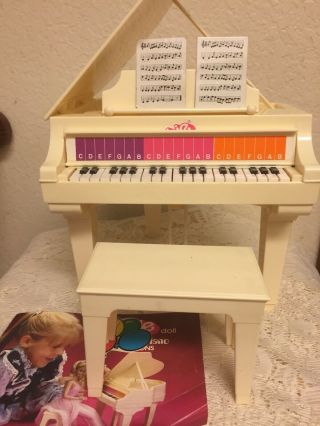 1981 Vintage Mattel 5085 White Barbie Electronic Baby Grand Piano Booklet
