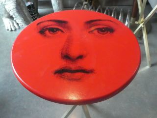 VINTAGE ICONIC FORNASETTI RED JULIA SIDE TABLE 2 2