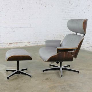 Mid Century Modern Plycraft Lounge Chair and Ottoman in Gray and Walnut 2