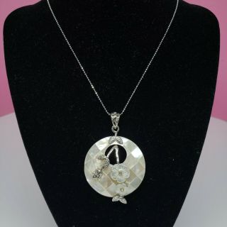 Vintage Mother of Pearl Pendant Necklace 18K Gold Plated Caviar Ball Chain 2