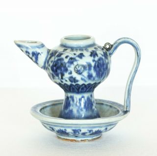 A Chinese Antique Blue And White Porcelain Pot