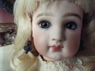 Early Antique Depose Jumeau Doll,  Closed Mouth,  Straight Wrists. ,  5.  16 "