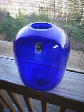 Vintage Pilgrim Art Glass Cobalt Blue Vase W/ 9 "