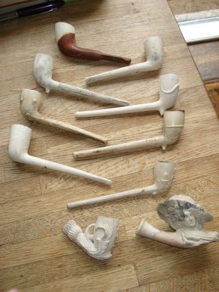 Great Selection Of Victorian Clay Pipes.