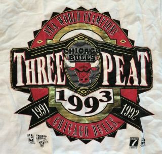 Vintage Chicago Bulls Three Peat 1993 Nba Basketball Tee T - Shirt Size Medium