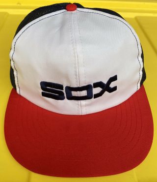 Vintage 80s Chicago White Sox Trucker Mesh Snapback Hat Cap Sox Spellout Mlb