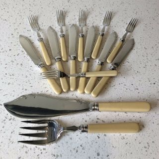 Vintage/antique Silver Plated (epns) Fish Servers And 12 Piece Knifes And Forks