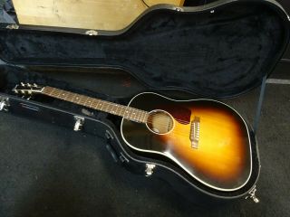 Gibson Acoustic J - 45 Standard Vintage Sunburst - With Case
