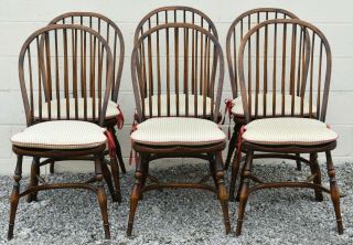 Set Of 6 Windsor Bow Back Windsor Chairs