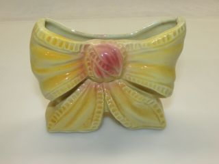 Vintage Shawnee Pottery Usa 434 Ceramic Yellow Pink Bow Tie Wall Pocket Planter