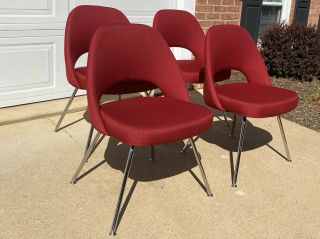 Set Of Four Knoll Saarinen Executive Armless Chairs Dining Or Office