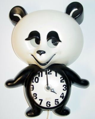 Vintage Spartus Panda Clock Black & White Clock Eyes Don 