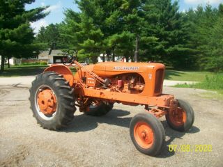 Allis Chalmers Wd 45 Antique Tractor Wide Front Deere Farmall B