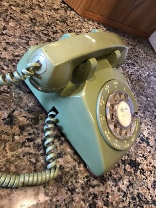VINTAGE Western Electric BELL SYSTEM C/D 500 Avocado GREEN Rotary Desk Phone 2