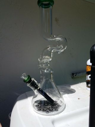 Glass Bong Smoking Water Pipe