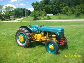 1941 Ford 9N Antique Tractor HI/LO 1 owner 640.  8 hours deere farmall 3