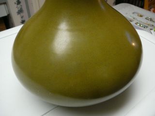 Rare Chinese porcelain teadust glaze bottle vase Qianlong mark and period 18thC 3