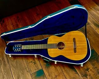 Vintage 1961 MARTIN Rare 000 - 18G Classical Guitar w Fitted Martin Case & 2