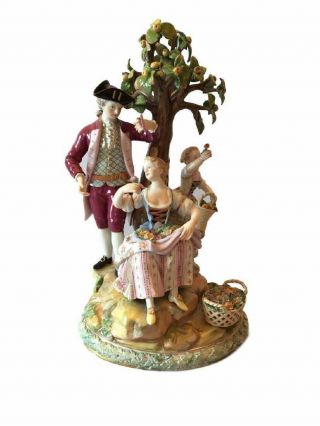 Antique Meissen Porcelain Classical Group Of Couple Under Tree