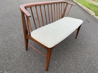 Mid Century Modern Settee Bench Wood Spindle Curved Back 2