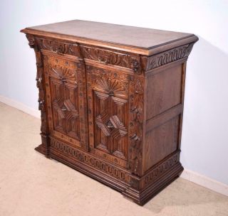 French Renaissance Revival Antique Buffet Sideboard Console in Oak w/Lions 3