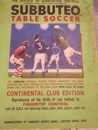 Vintage Subbuteo Table Soccer Continental Club Edition Boxed Set