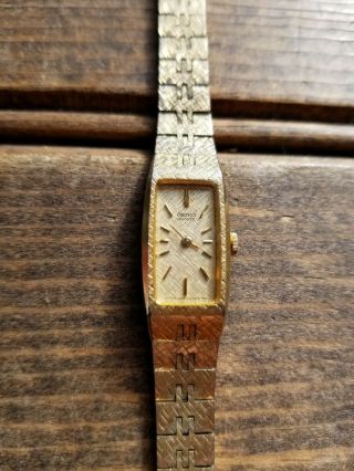 Vintage Seiko Ladies Quartz Watch Gold Tone Thin Band / Needs Battery