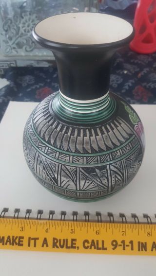 Vintage Paul Lansing / Navajo Pueblo Carved Pottery Vase Hummingbird 3