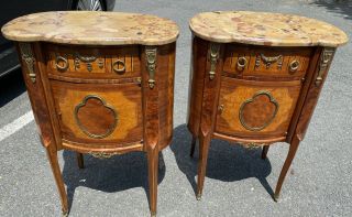 Pair French Louis Xv Inlaid Oval End Table Commode Nightstand Burl Walnut Marble